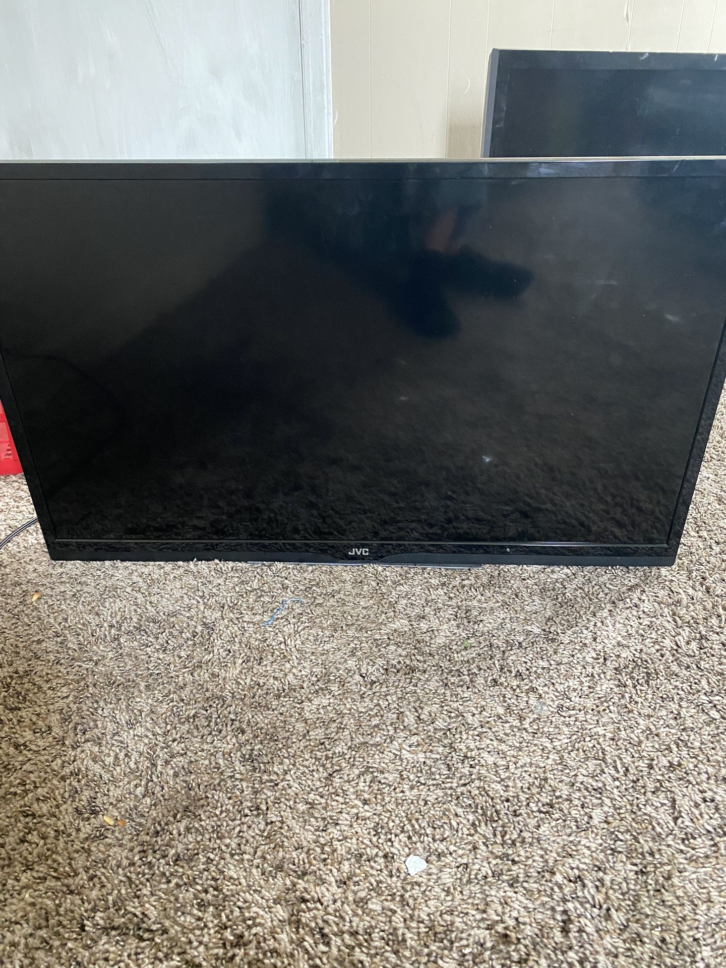 Jvc 32in Flat Screen Tv