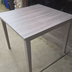Modern Dining Room Table 