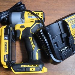 DEWALT IMPACT DRIVER 