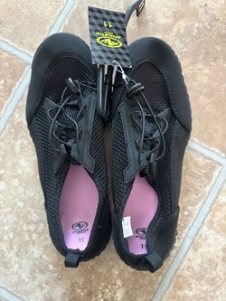 Women’s water shoes size 11