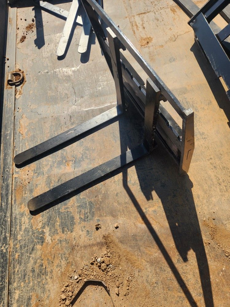 Mini Skid Steer Forks Forklift Tractor