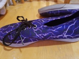 8.5 size vans lighting design