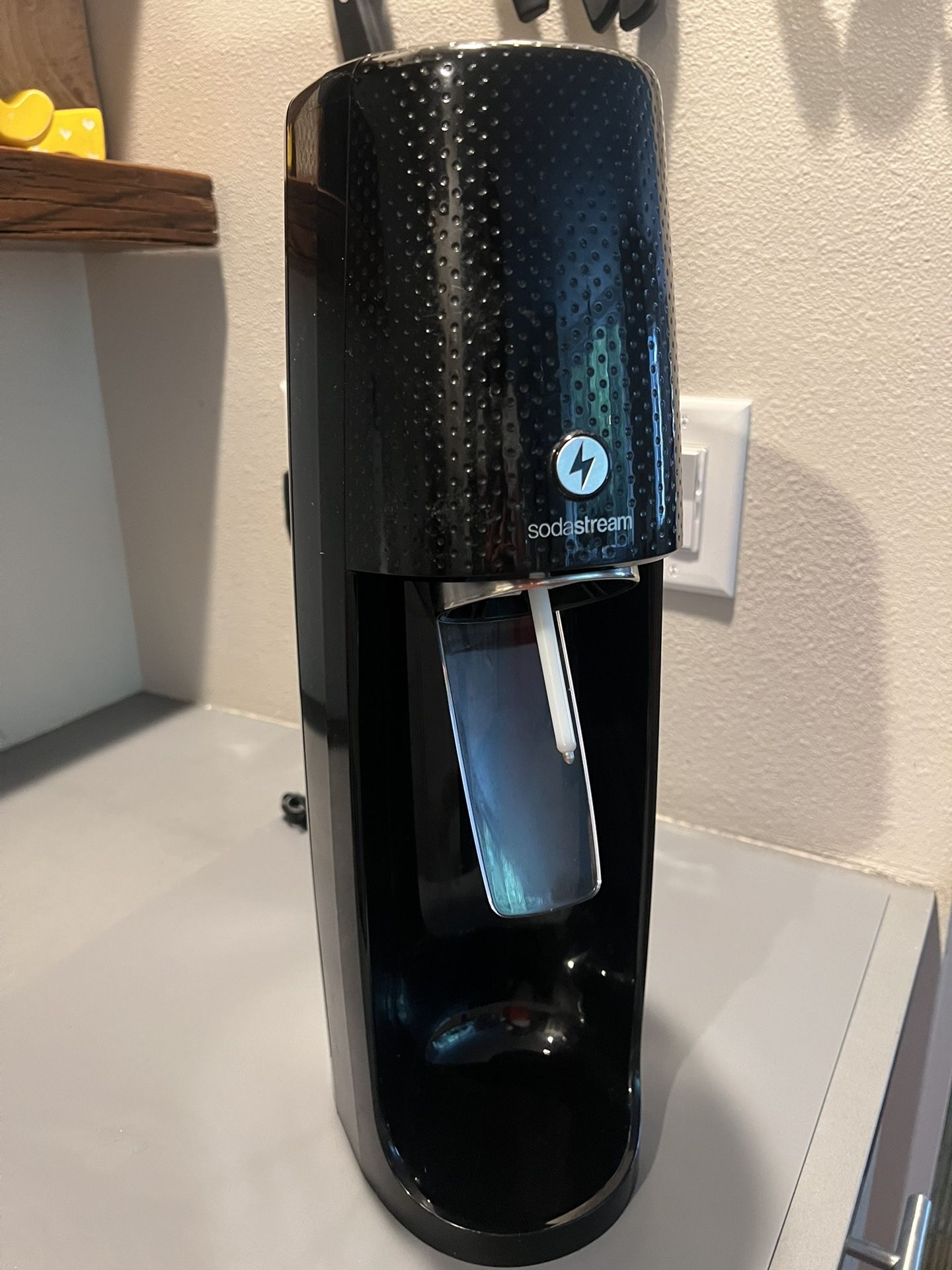 Sodastream E-TERRA + Bottle