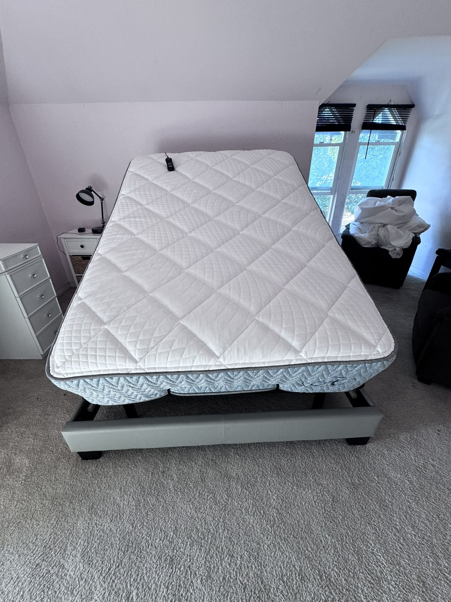 Brissa Full Size Mattress With Adj Base*Free Delivery Within 5 Miles of 92376*