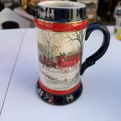 Vintage 1990 Budweiser Collector Series An American Tradition Holiday Beer Stein