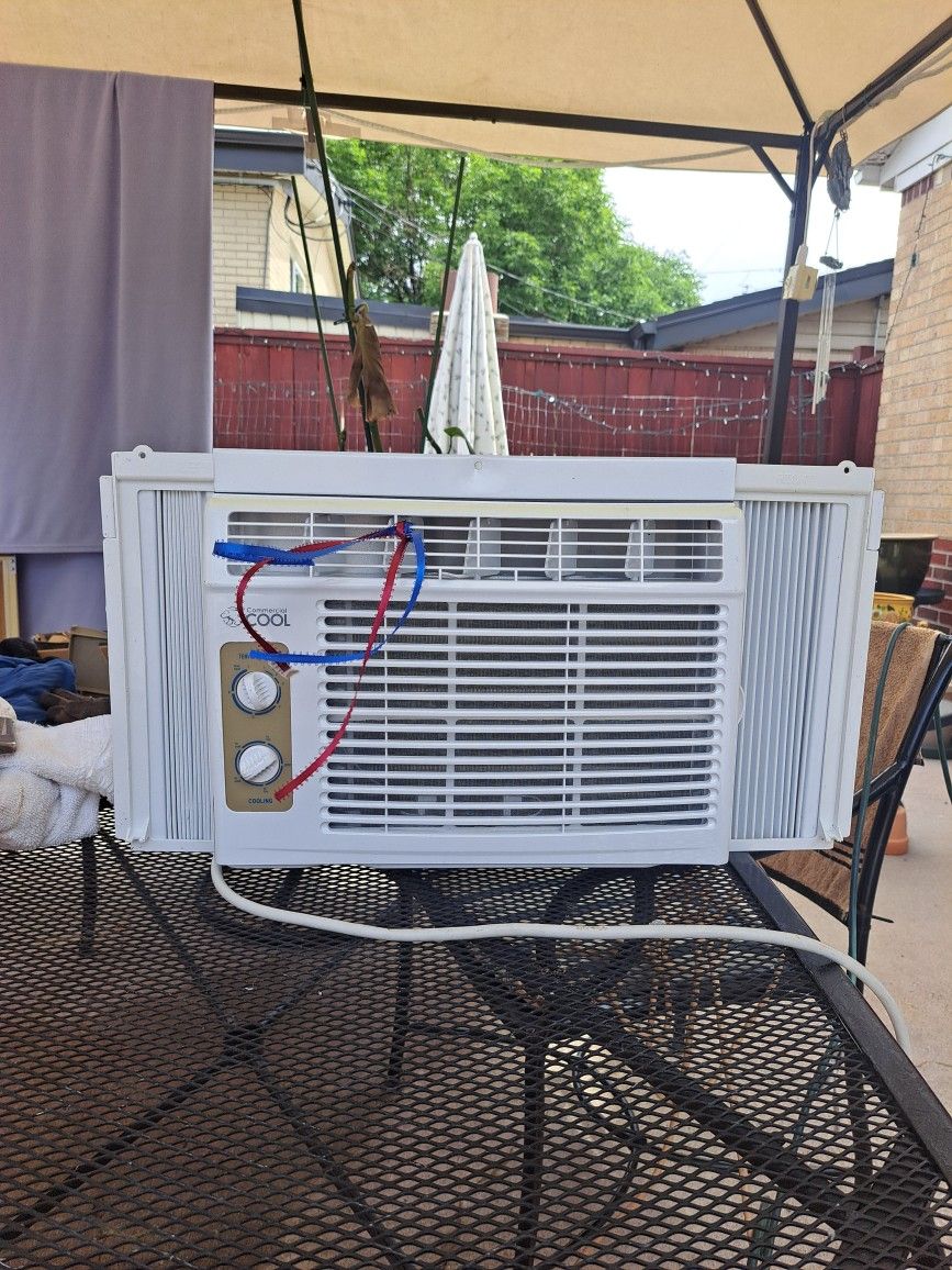 Commercial Cool Window A/C 5000 BTU