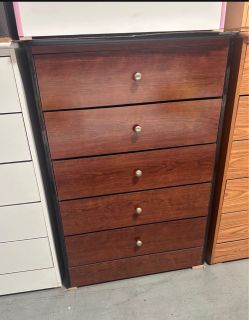 Five drawers dresser