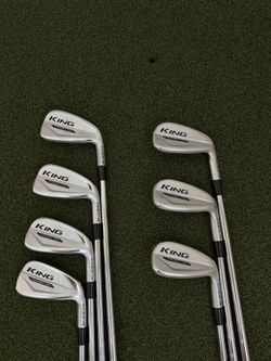 Right handed King cobra forged tec 4-pw iron set