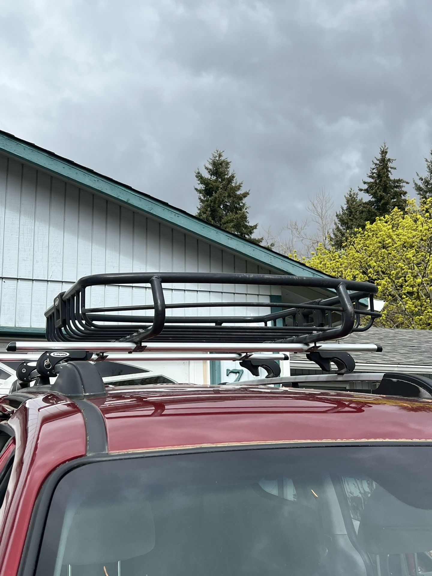 CargoLoc Roof Rack Basket And Rails