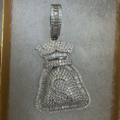 Silver Pendant 
