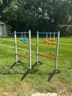 Steel ladder toss game