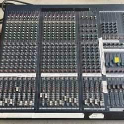 Yamaha IM8 24 Channel Mixer with Power Supply (PICK UP ONLY)