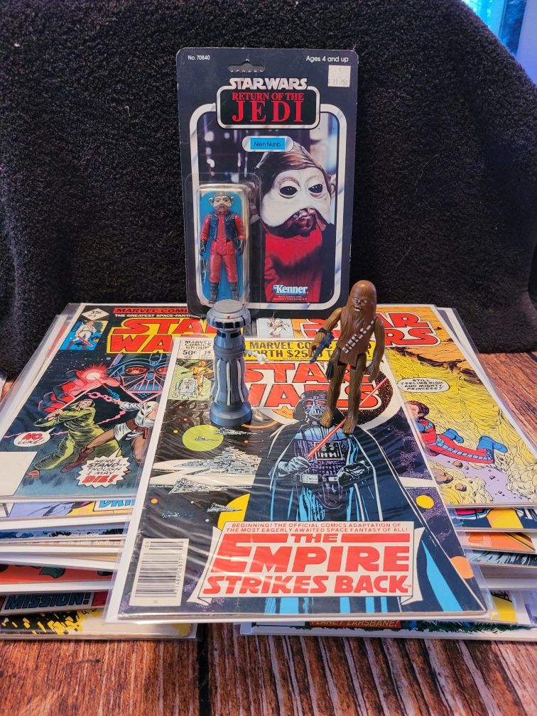 Star wars vintage action figures and comics