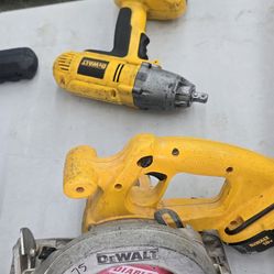 DEWALT 18V ½" IMPACT WRENCH AND CIRCULAR SAW WITH 2 BATTERIES NO CHARGER 120$ FOR ALL IT DOES WORK
