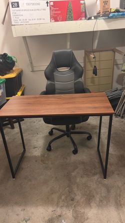 Desk and chair set