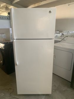 Fridge ge good condition 90 days warranty Refry ge buenas Condiciones 90 dias de Garantia