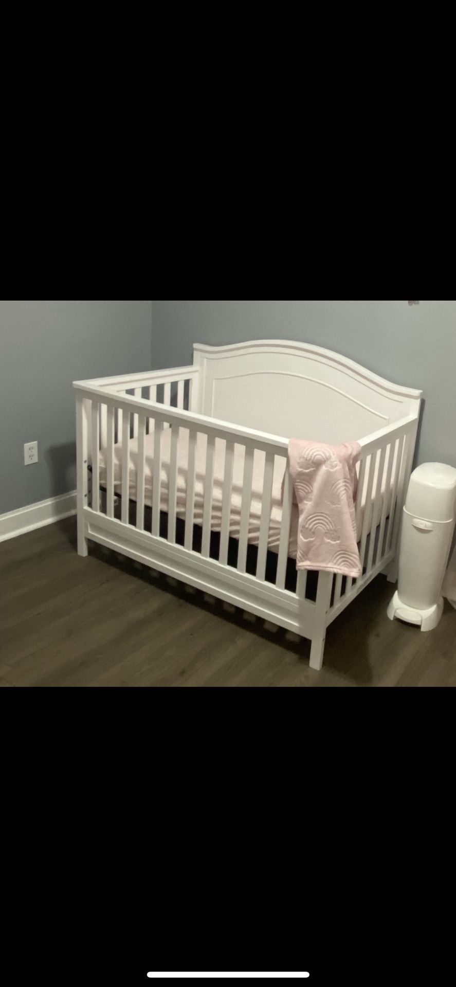 Crib + mattress