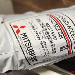 Mitsubishi 2021 Eclipse Cross Floor Mat Set Brand New. 