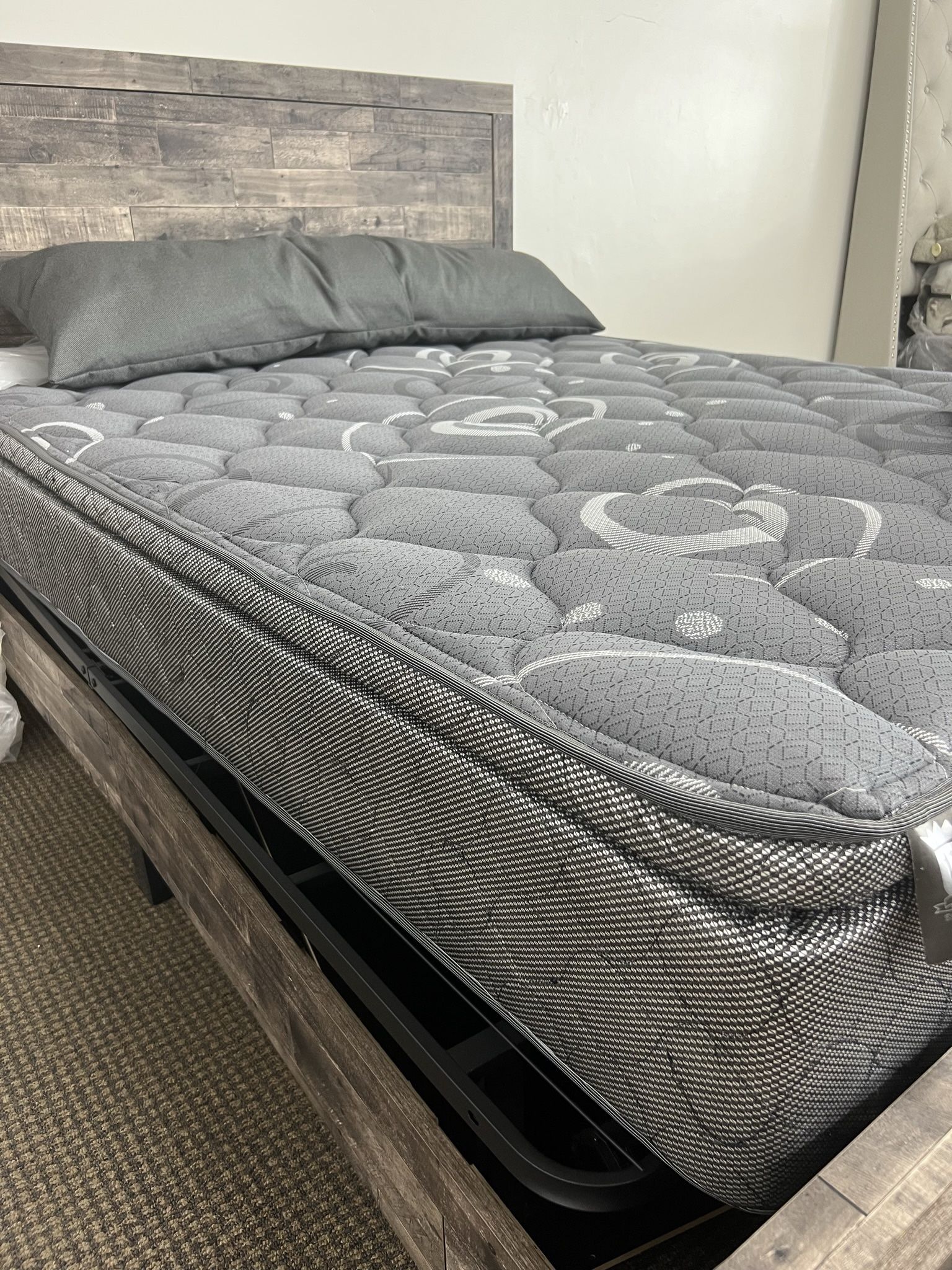 NEW!! Comfy Bargain Beds Twin Full Queen King Cal King Mattress STILL IN PLASTIC!! 🚛 Avail