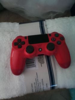 PS4 wireless controller DualShock price is firm $30