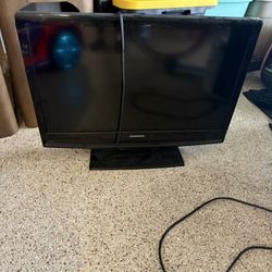 Magnavox 32" TV With Built In DVD Player 