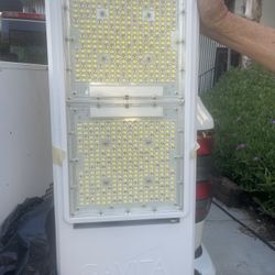 Grow Dehumidifier And Lights