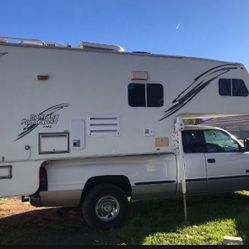 MONTANA LB  CAB OVER SELF CONTAINED CAMPER