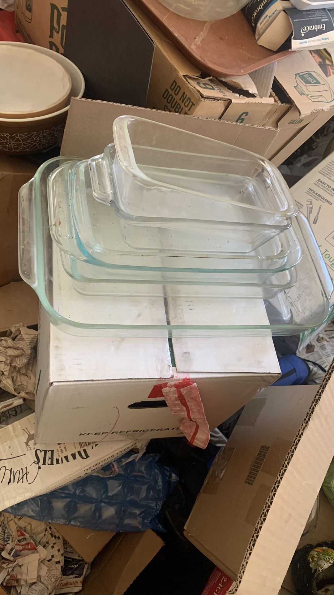 Set Of 6 Pyrex Baking Trays