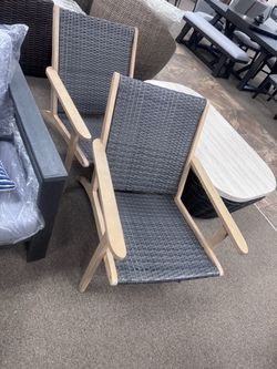 Furniture & Mattress Discounters