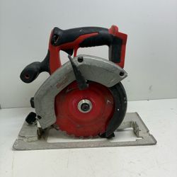 Milwaukee M18 Circular Saw 21976464