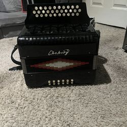 Chehery  acordion black tone of sol