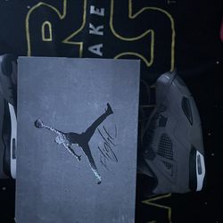 Jordan 4s black and grey trainers willing to trade in a rush to sale dont be scared to offer