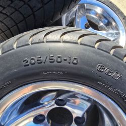 Golf cart wheels