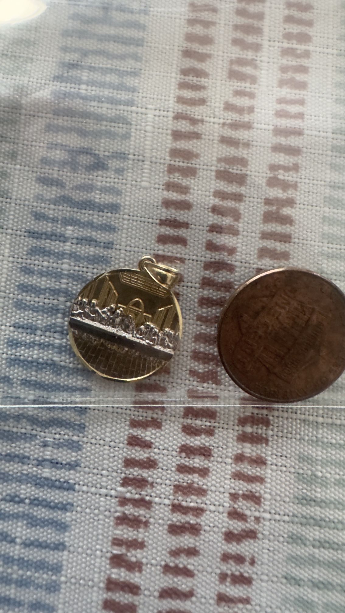 Last Supper 10K Pendant
