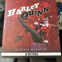 Harley Quiin Maquette 1/4 Scale Deluxe Version 