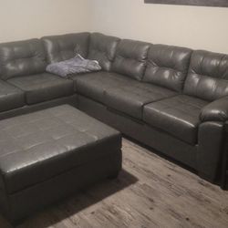 Sectional And Ottoman 