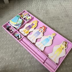 Melissa & Doug Princess Magnet Dress up  