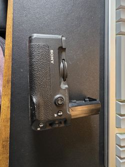 Sony A7iii/A9/A7riii Battery Grip