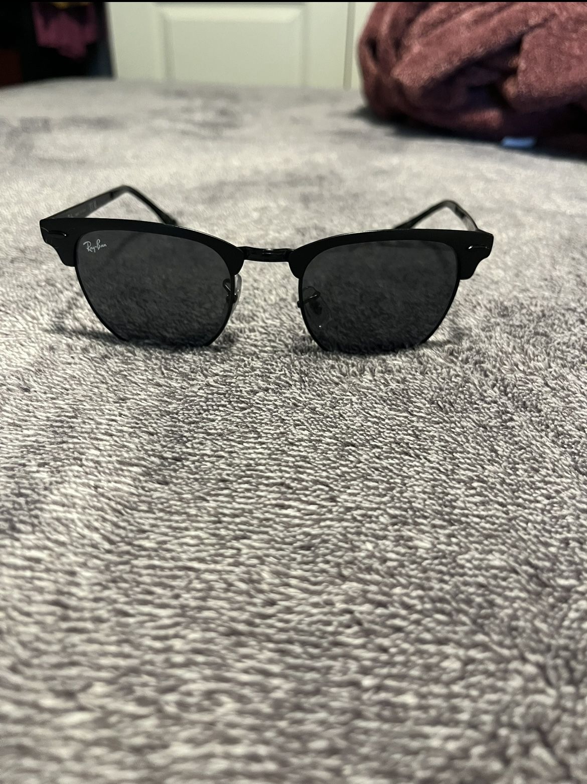 Men’s Rayban Clubmaster Classic Sunglasses 