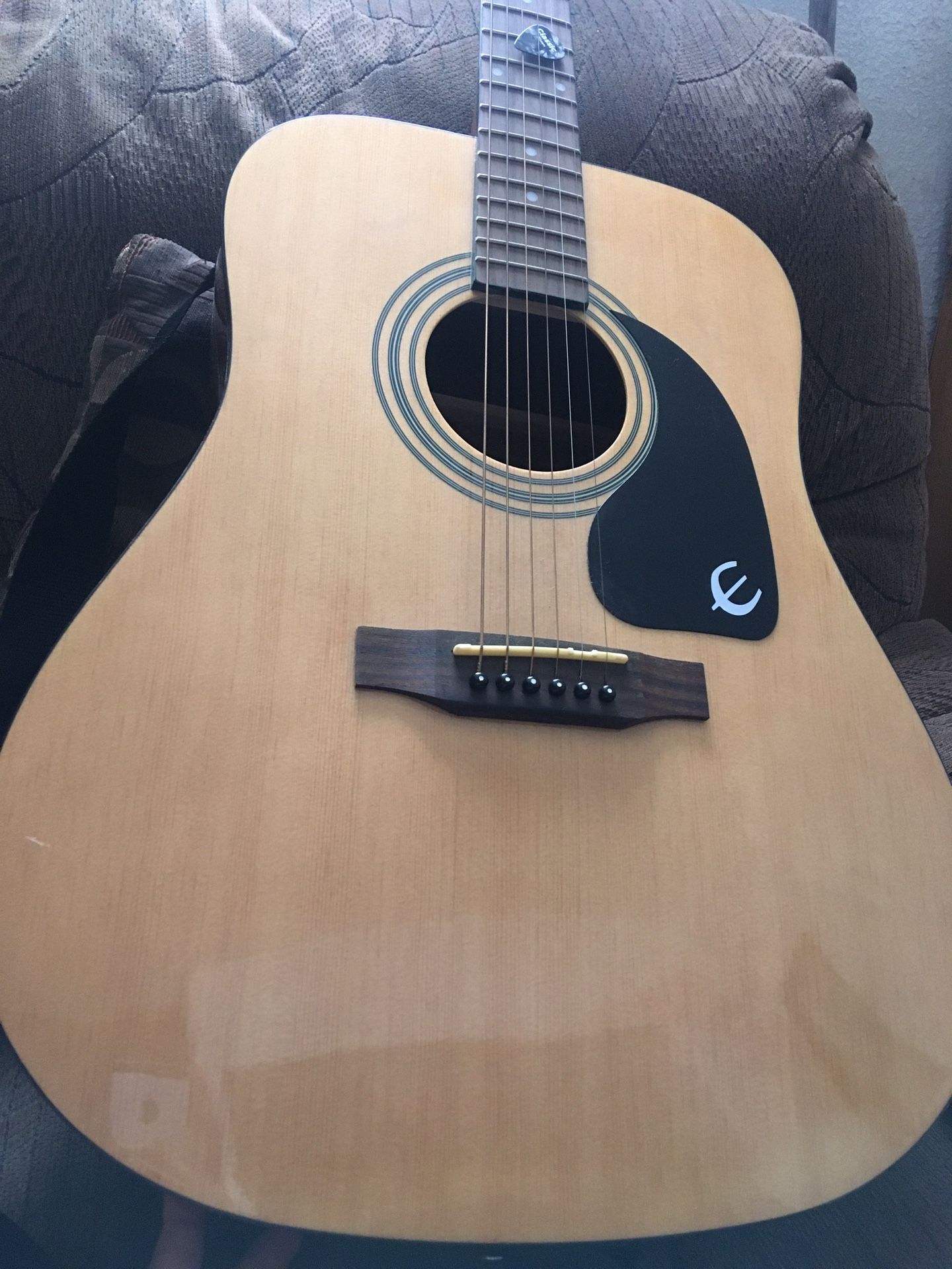 Epiphone pr150na Acoustic