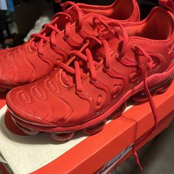 Nike air VaporMad Plus Triple Red