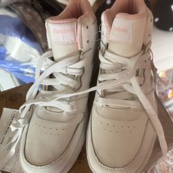 Reebok Pink White Shoes size 7