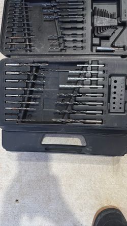 Black&Decker     Drill Bit & Screwdriver Bit Set