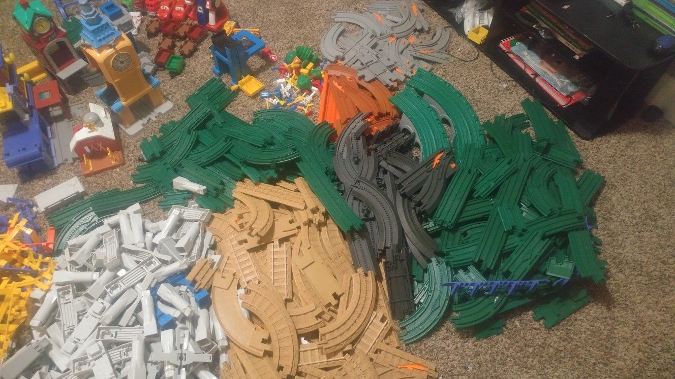 Geotrax train set huge lot