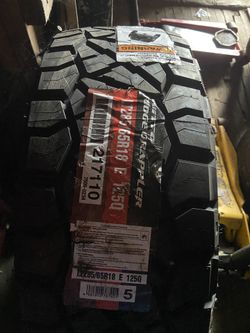 1 - NEW TIRE LT285/65/18 NITTO RIDGE GRAPPLER $275 CASH OBO
