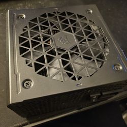 750w Corsair Rm750e