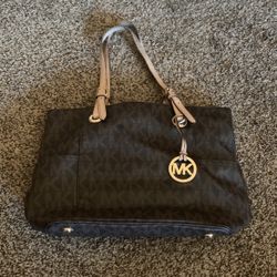 MK Purse 