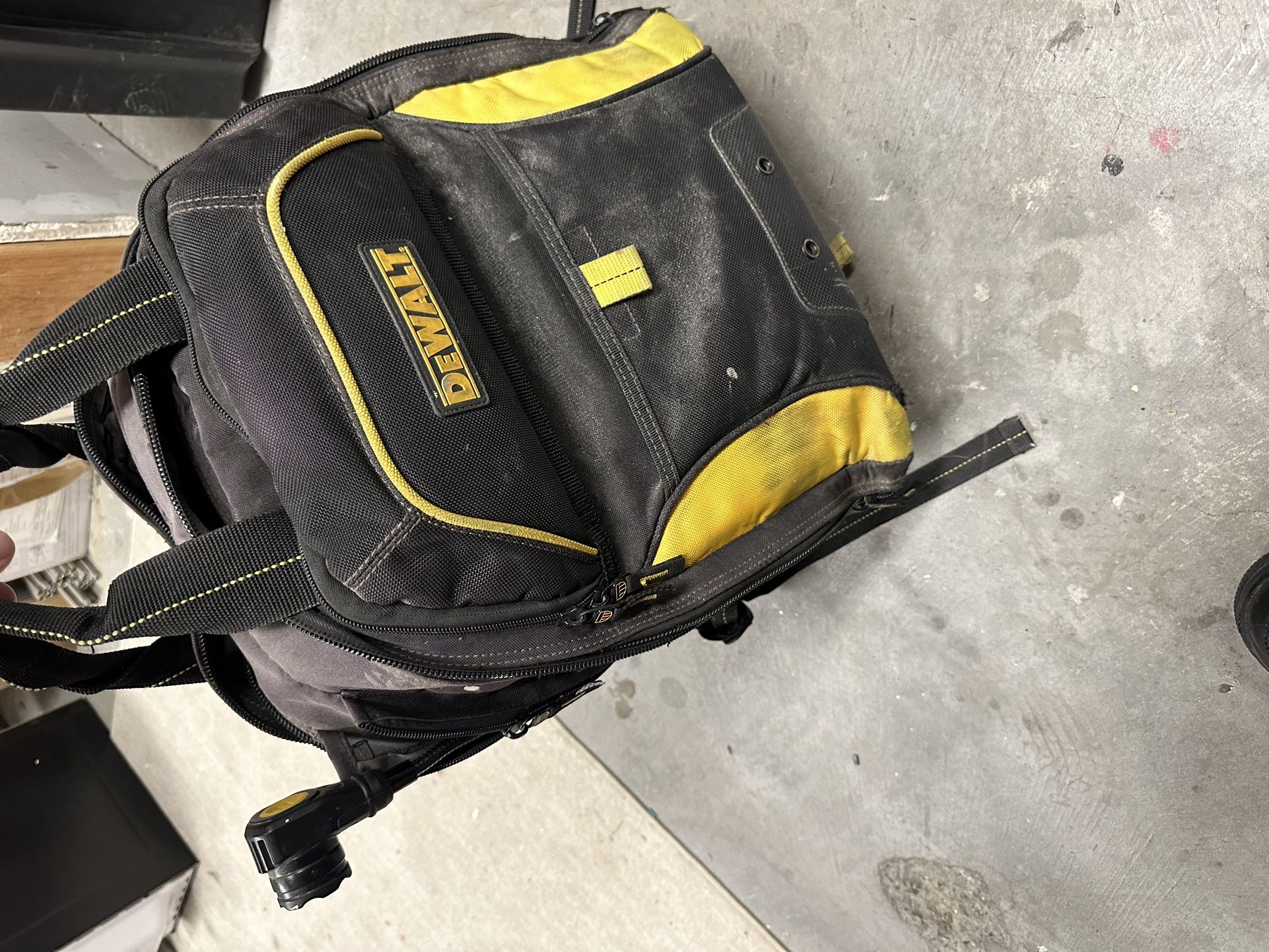 Dewalt Backpack With Worklight And USB Charging