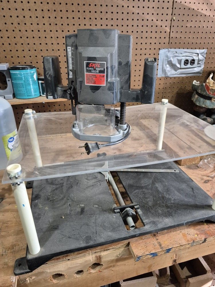 Plunge Router 