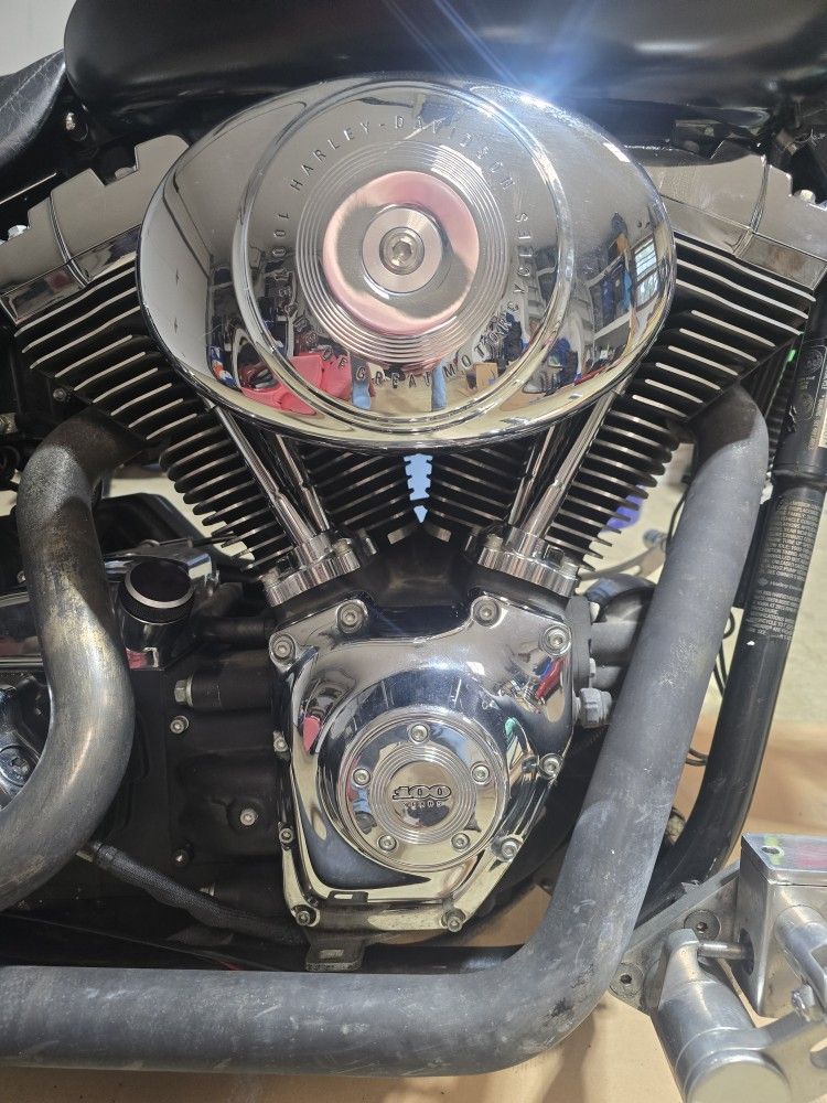 03 Harley davidson Wide glide 100th anniversary